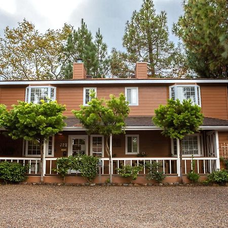 J Patrick Inn カンブリア エクステリア 写真